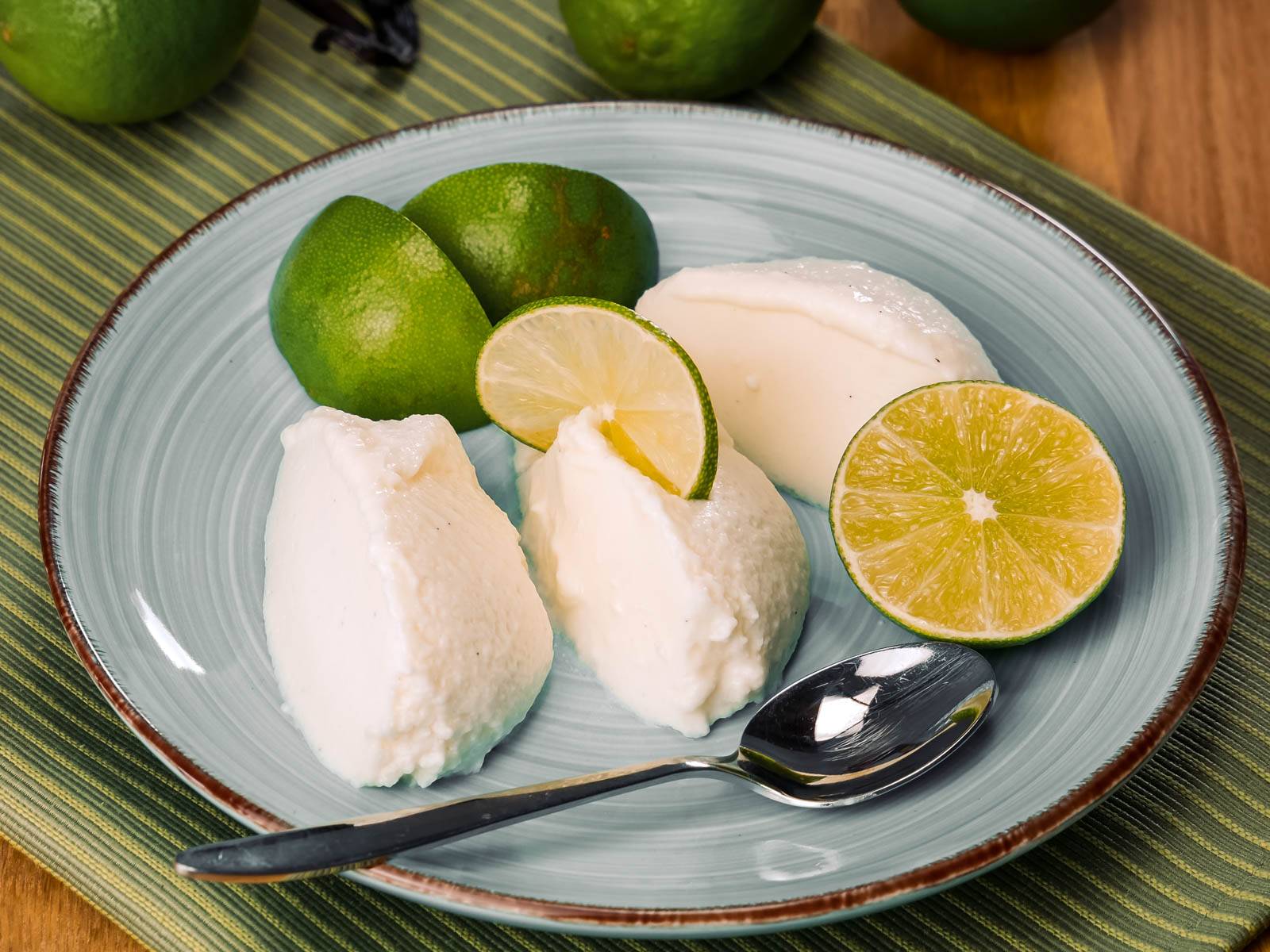 Limetten-Mousse