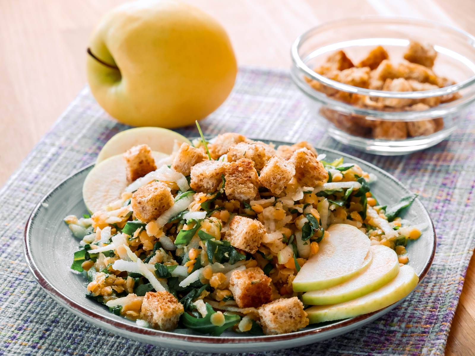 italienischer brotsalat mit rucola