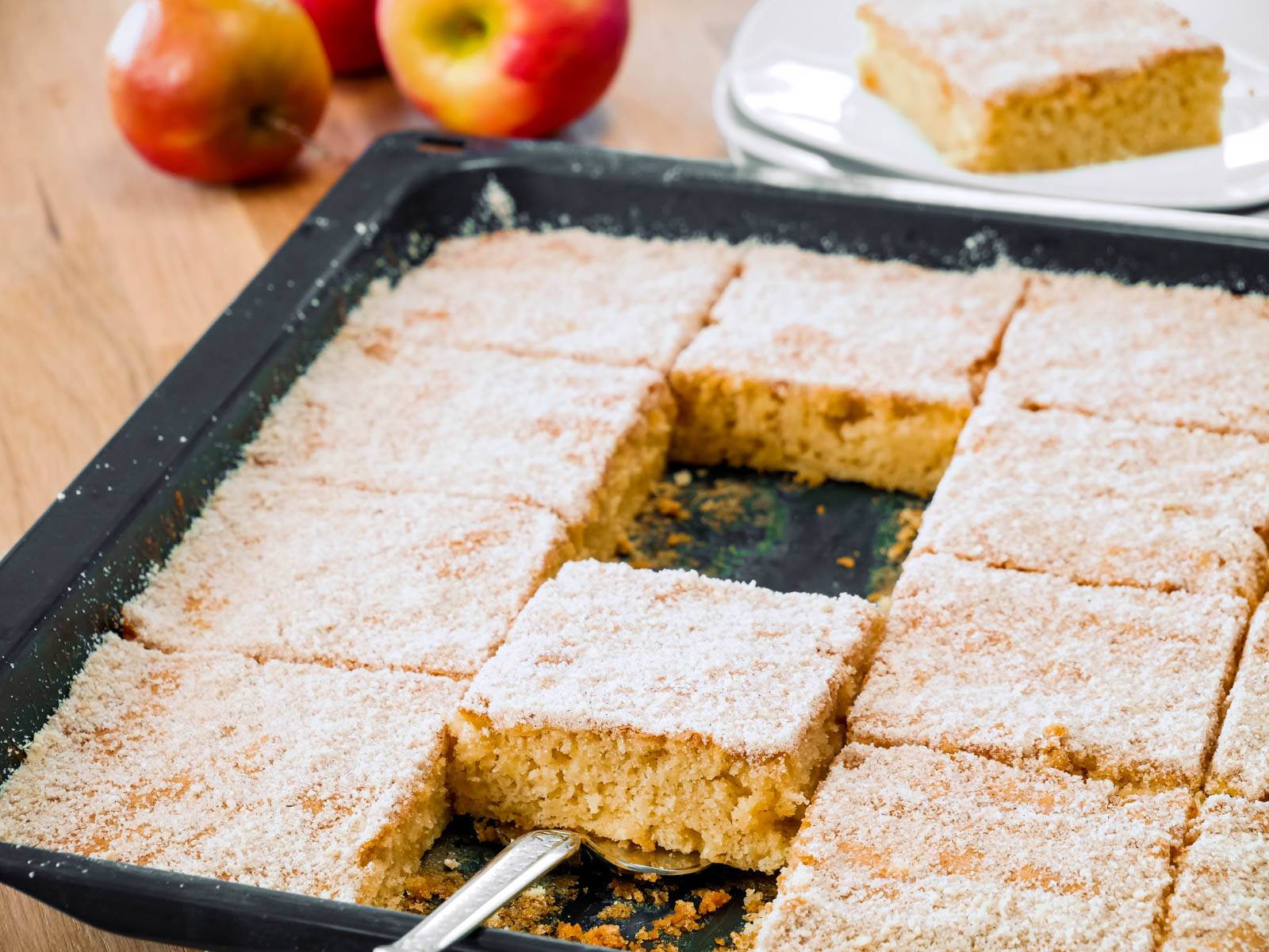 Schneller Apfel-Blechkuchen schneller apfel-blechkuchen